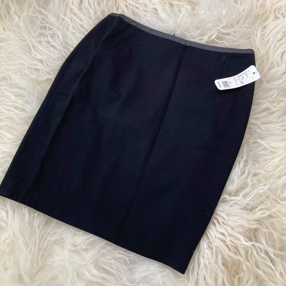 AKRIS PUNTO Knee-Length Skirt